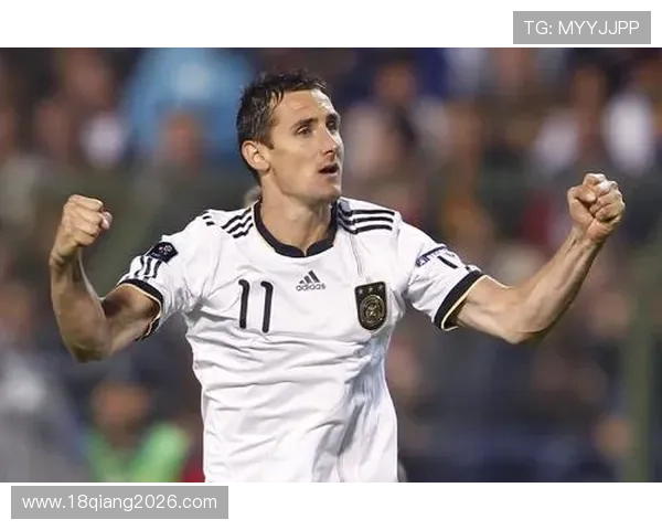 从历史角度看历届世界杯最佳射手的进球数，探索足球明星的成长轨迹